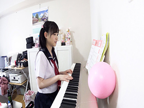 団地ふたりぼっち 妹らら 姉ちびとり パパとママがいない夜に…　サンプル画像14